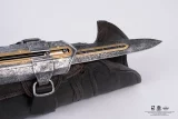 Replika Assassin's Creed Black Flag Resynced Edward Hidden Blade 1/1 (PureArts)