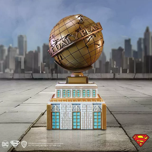 Podpórka do książek DC - The Daily Planet (Nemesis Now)