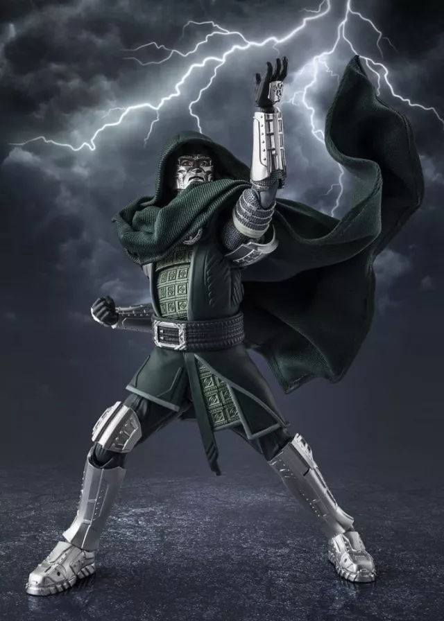 Figurka akcji Avengers: Doomsday - Doctor Doom PVC (S.H.Figuarts) - Marvel