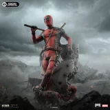 Statuetka Marvel - Deadpool (Iron Studios)