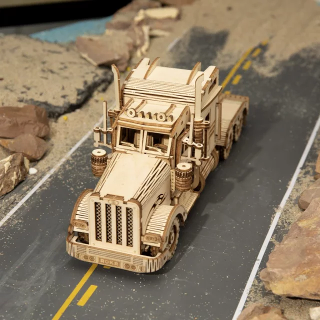 Model do składania - Heavy Truck (drewniany) - Robotime