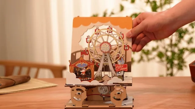 Rolife Sunset Carnival DIY Music Box 3D Wooden Puzzle AMT01