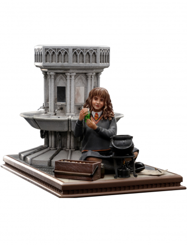 Statuetka Harry Potter - Hermione Granger Deluxe Art Scale 1/10 (Iron Studios)