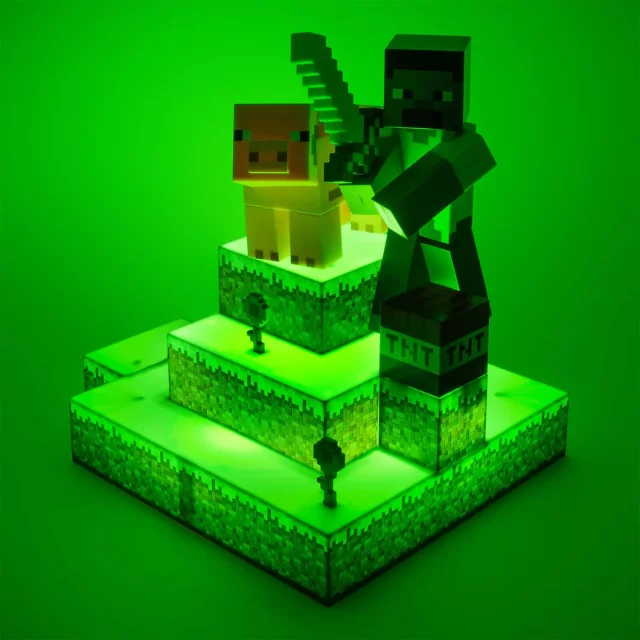 Lampička Minecraft - Steve Figural Light