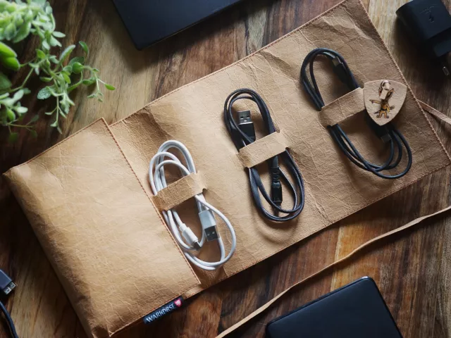 Organizer na kable Kingdom Come: Deliverance II