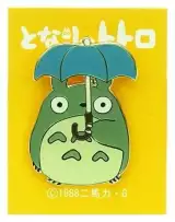 Przypinka My Neighbor Totoro - Totoro Holding Umbrella - Ghibli