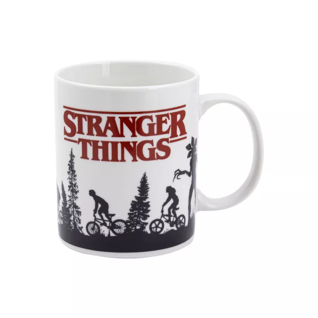 Dárkový set Stranger Things - hrnek a ponožky