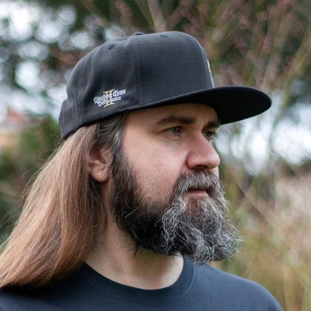 Bejsbolówka Kingdom Come: Deliverance II - Emblem Snapback
