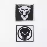 Zestaw upominkowy Marvel - Punisher (koszulka, przypinki, naszywki, skarpetki) (rozmiar XL) - Naszywka